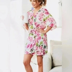 Show Me Your MuMu Brie Garden of Blooms Robe Floral One Size